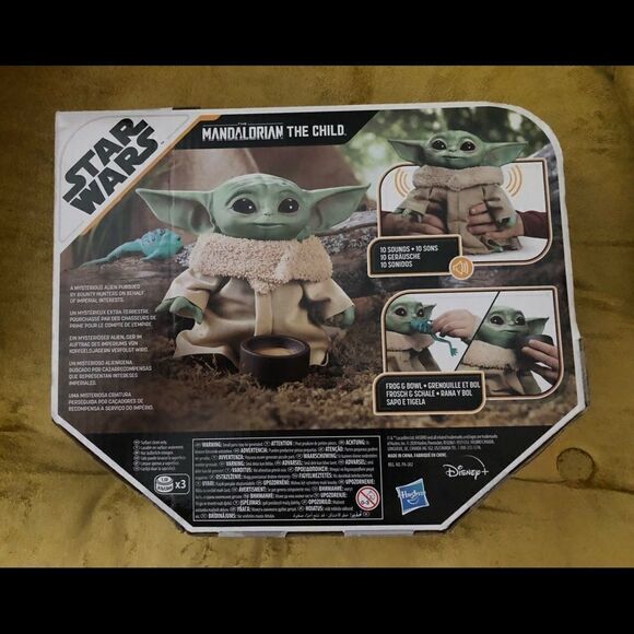 Hasbro Star Wars Baby Yoda The Child Animatronic Edition Action Figure - Picture 2 of 2